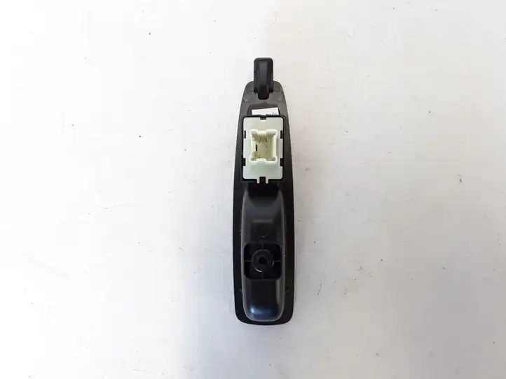 Renault Captur (2013 - 2020) 829614619R Кнопка стеклоподъемников — фото 2