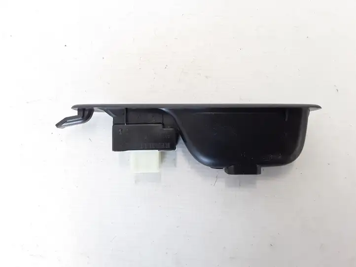 Renault Captur (2013 - 2020) 829614619R Кнопка стеклоподъемников — фото 3