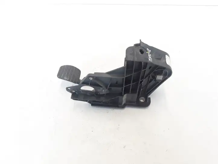 Renault Master III (2010 - )  465107702R Тормозная педаль