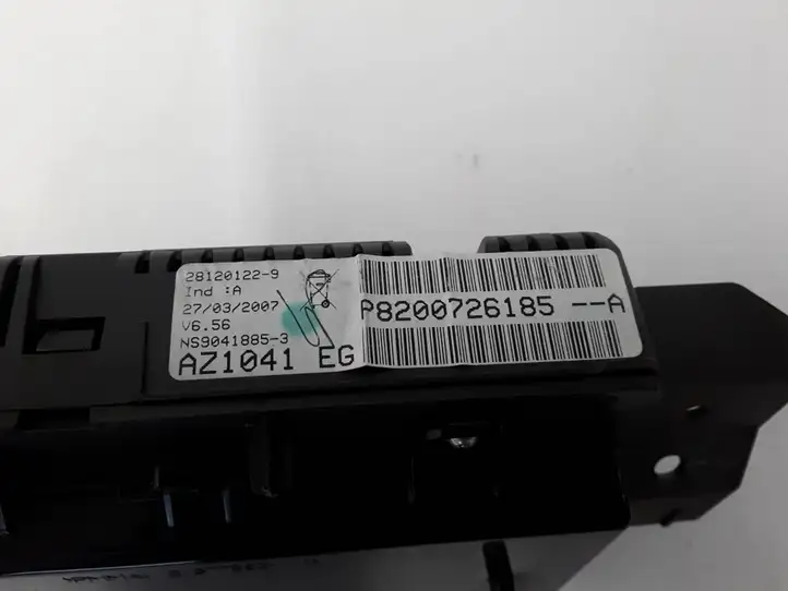 Renault Espace -  Grand espace IV (2004 - 2014)  8200726185 Спидометр (приборный щиток)