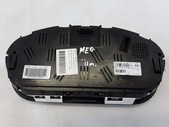 Renault Megane III (2009 - 2016)  RNI248107859R Спидометр (приборный щиток)