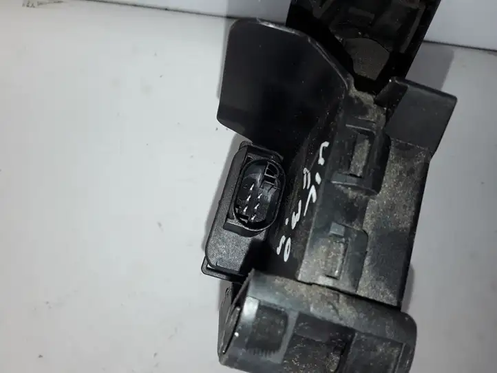 BMW 3 F30 F35 F31 (2012 - 2018) 6853175 Педаль акселератора — фото 2