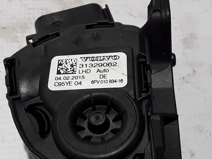 Volvo XC60 (2013 - 2017)  31329062 Педаль акселератора