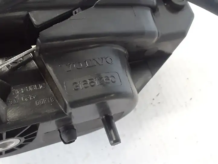 Volvo S90, V90 (2016 - 2020) 31651260 Ручка открытия капота — фото 2