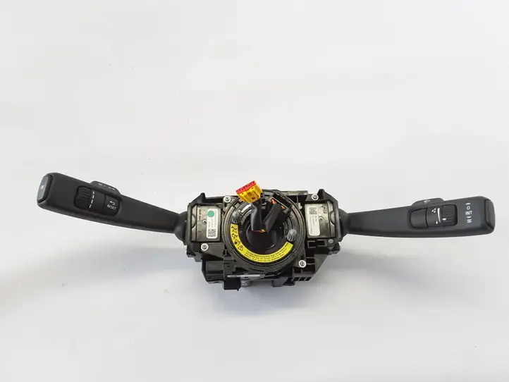 Volvo S60 (2013 - 2018) Контактное кольцо SRS — фото 1
