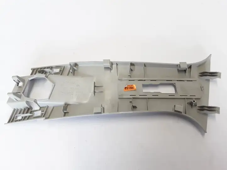 Renault Clio IV (2012 - 2019)  769138300R Отделка стойки (B) (верхняя)