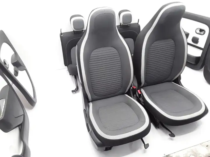 Renault Twingo III (2014 - ) Комплект салона — фото 2