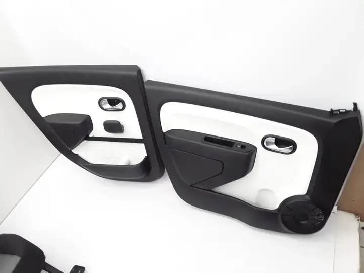 Renault Twingo III (2014 - ) Комплект салона — фото 7