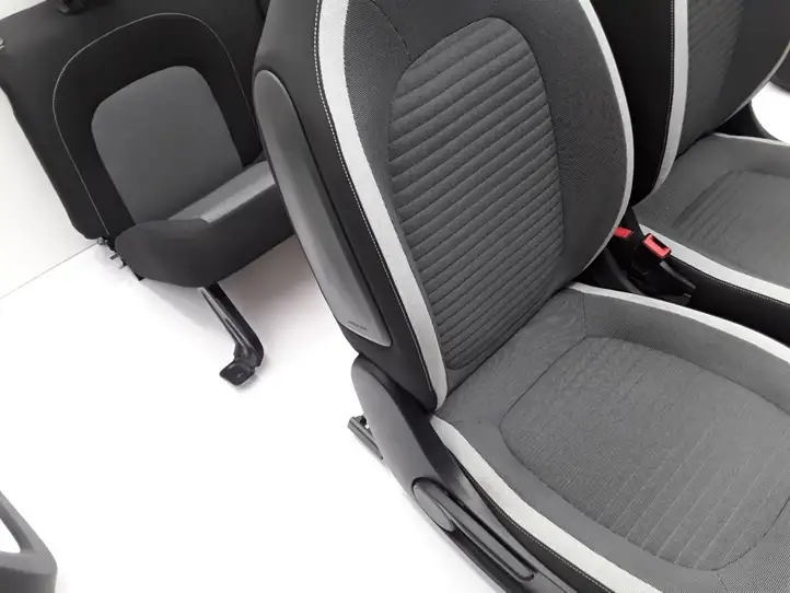 Renault Twingo III (2014 - ) Комплект салона — фото 8