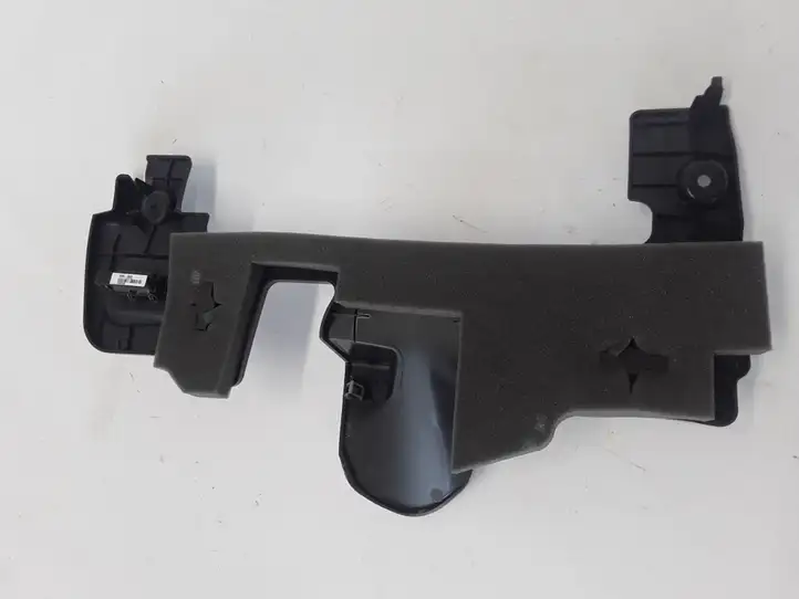 Volvo XC90 (2014 - 2019)  31363701 Боковая отделка (у окна)