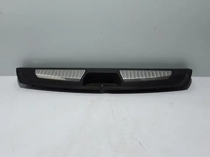 Renault Laguna III (2007 - 2015) 849200006R Отделка порога багажника — фото 1