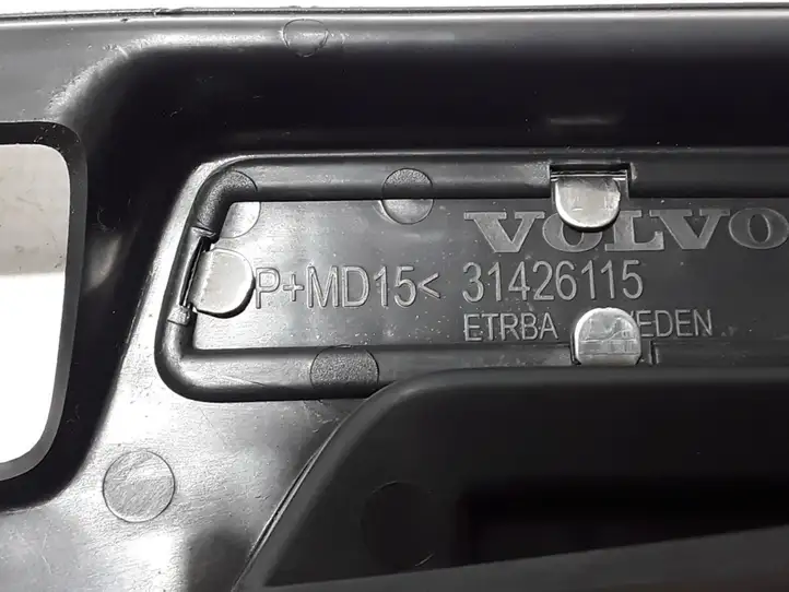 Volvo S90, V90 (2016 - 2020) 31426115 Отделка порога багажника — фото 3