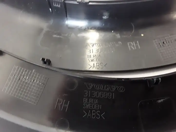 Volvo S60 (2013 - 2018) 31306891 Прочая отделка багажника — фото 3