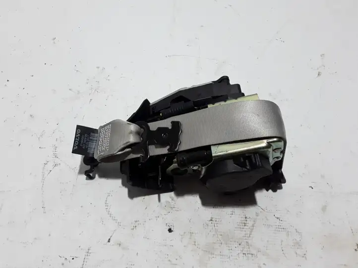 Volvo S90 (2016 - 2020)  31484561 Передний ремень безопасности