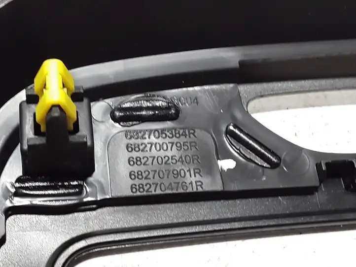 Renault Captur (2013 - 2020) 682705384R Отделка внутренней панели салона — фото 3