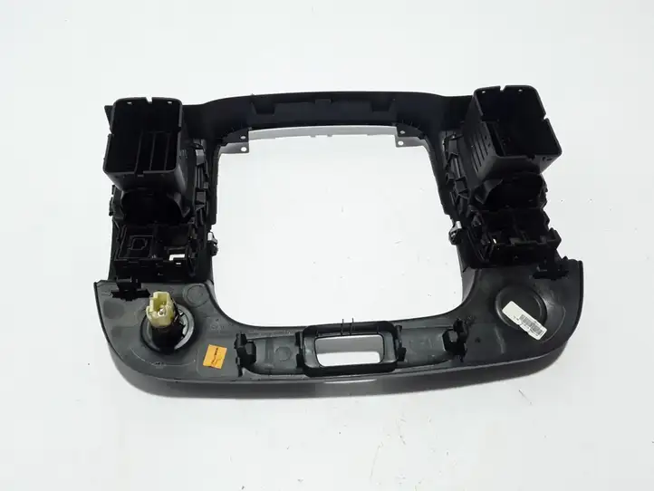 Opel Vivaro (2014 - 2018) 682607479R Отделка внутренней панели салона — фото 4