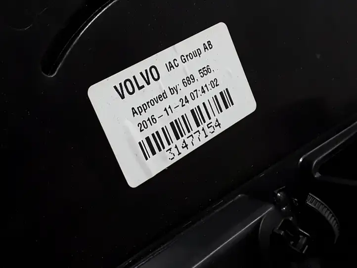 Volvo XC90 (2014 - 2019) 31477154 Вещевой ящик — фото 3