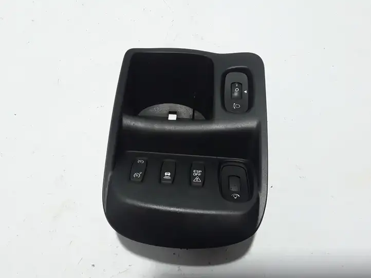 Renault Espace -  Grand espace IV (2004 - 2014)  8200668382 Отделка внутренней панели