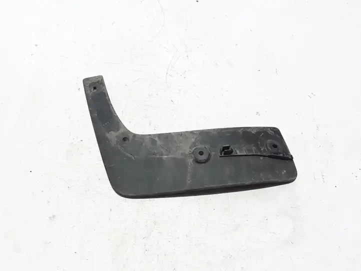 Volvo XC40 (2017 - )  32226807 Передний брызговик