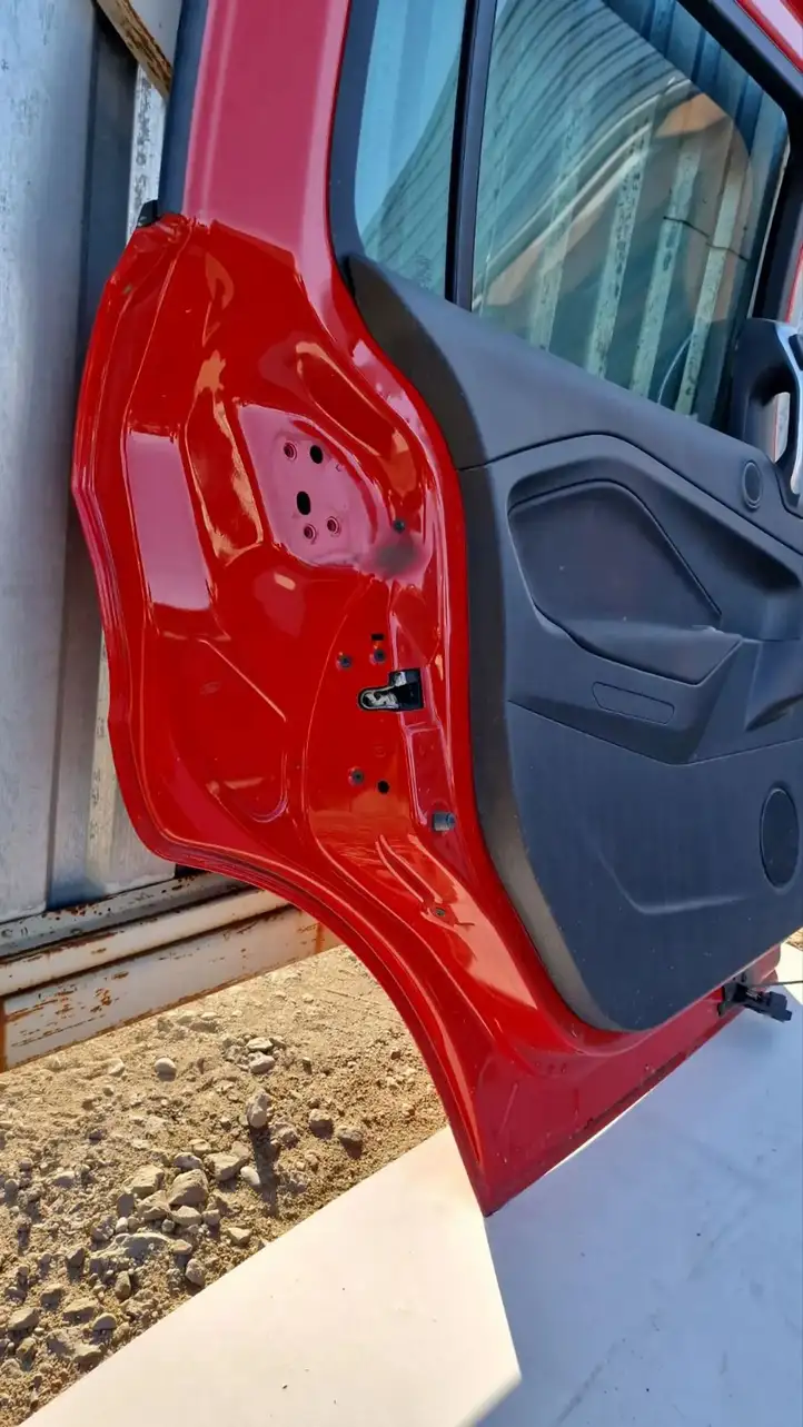 Ford Focus Grand C-MAX (2010 - 2019) Задняя дверь — фото 5