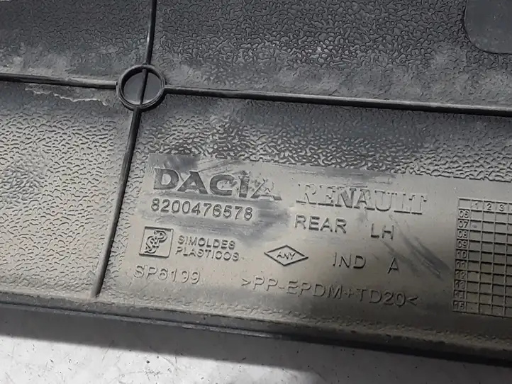 Dacia Logan I (2004 - 2012) 8200476578 Молдинги задней двери — фото 3