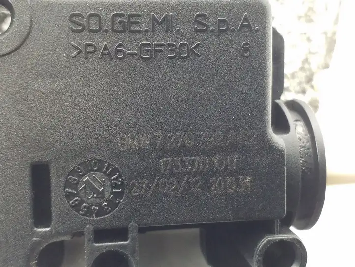 BMW 3 F30 F35 F31 (2012 - 2018) 7270792 Привод замка крышки топливного бака — фото 4