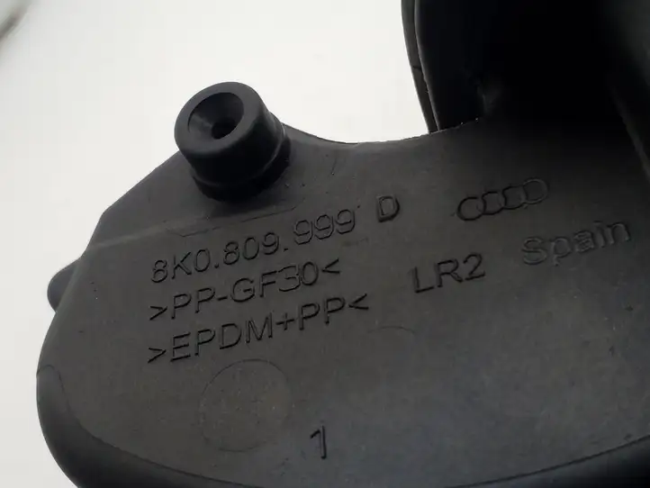 Audi A4 S4 B8 8K (2007 - 2011) 8K0809999D Крышка топливного бака — фото 4