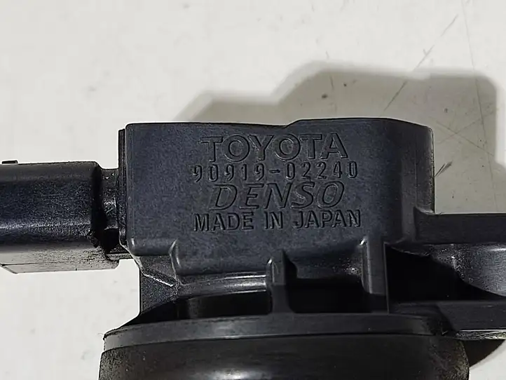 Toyota Prius (XW20) (2003 - 2009) 9091902240 Катушка зажигания — фото 3