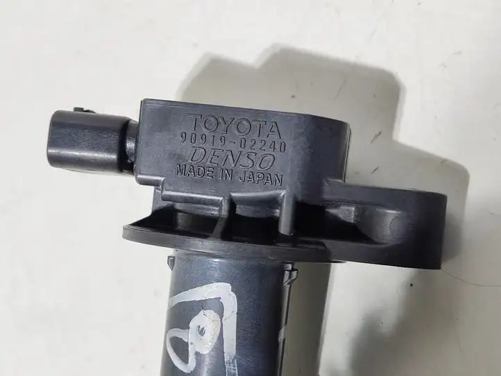 Toyota Prius (XW20) (2003 - 2009) 9091902240 Катушка зажигания — фото 4