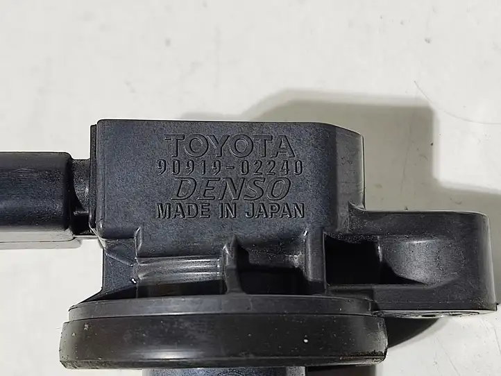 Toyota Prius (XW20) (2003 - 2009) 9091902240 Катушка зажигания — фото 3