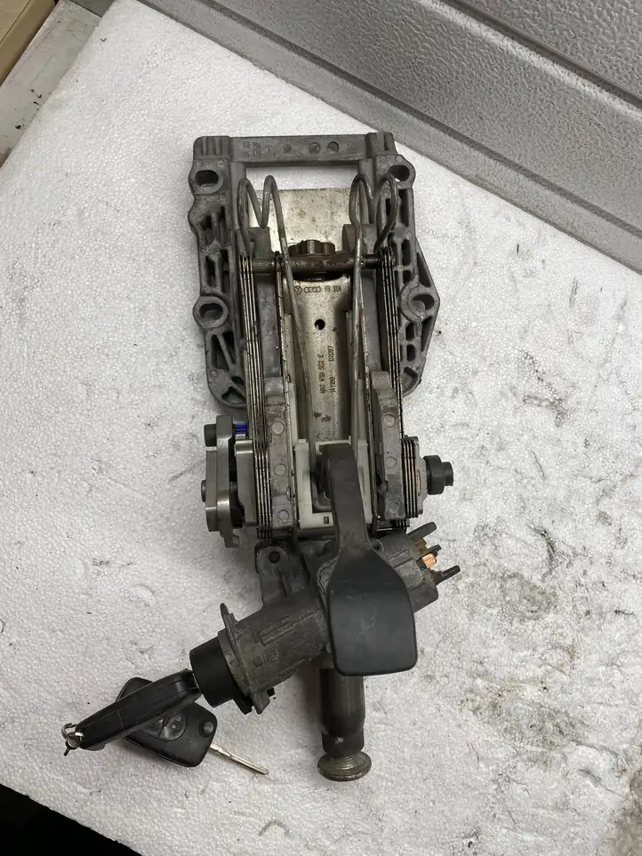 Audi A6 S6 C5 4B (2001 - 2004) 4B0418502E Комплект оси рулевого колеса — фото 4