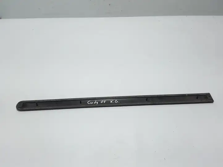 Volkswagen Caddy (2004 - 2010) 2K0853535 Молдинги задней двери — фото 2