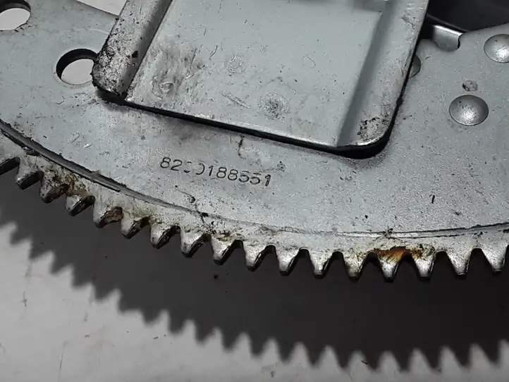 Renault Kangoo I (2003 - 2008)  8200188551 Механизм для электрического подъема окон передней двери (без двигателя)