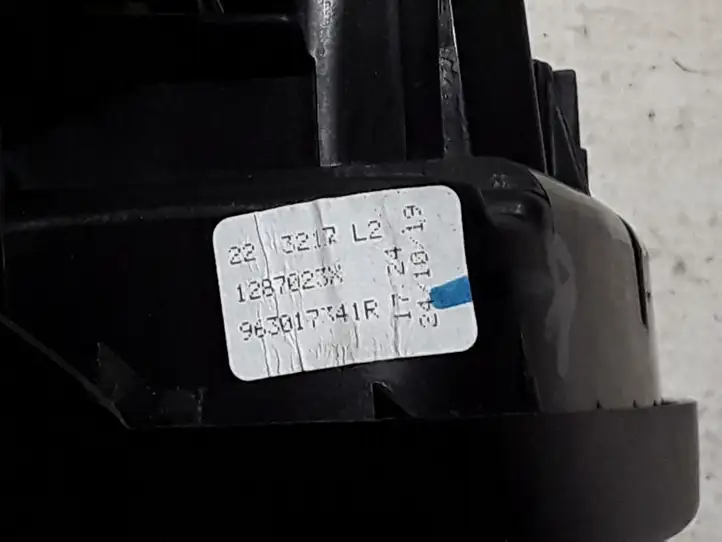 Renault Zoe (2012 - ) Боковое зеркало с электроприводом — фото 3