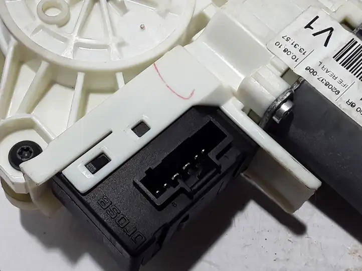 Renault Latitude (2010 - 2014)  827210009R  Механизм для электрического подъема окон задней двери (без двигателя)