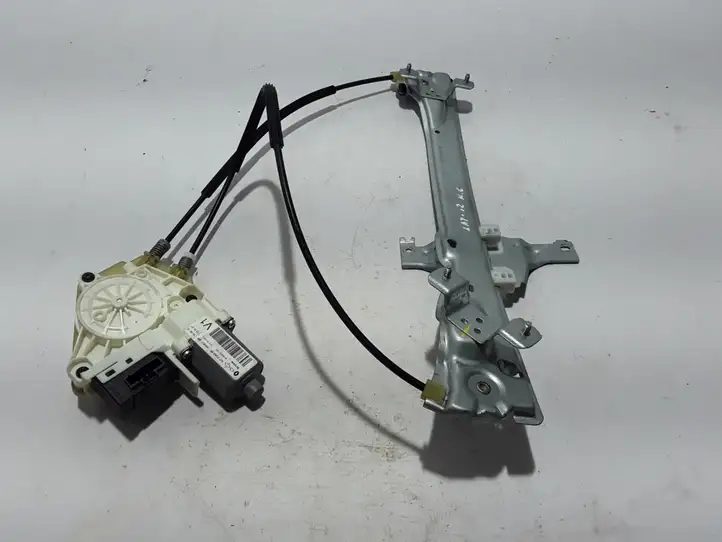 Renault Latitude (2010 - 2014)  827210009R  Механизм для электрического подъема окон задней двери (без двигателя)