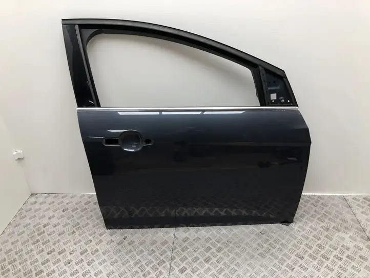 Ford Focus (2011 - 2015)   Дверь