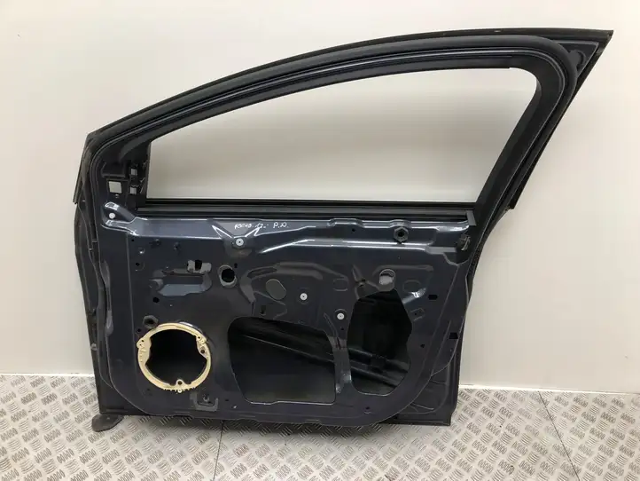 Ford Focus (2011 - 2015)   Дверь