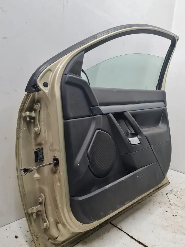 Opel Vectra (2002 - 2005)   Дверь