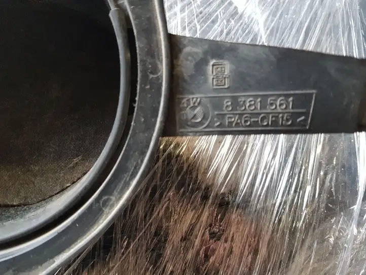 BMW 3 E46 (1998 - 2005)  8381561 Отделка заднего динамика