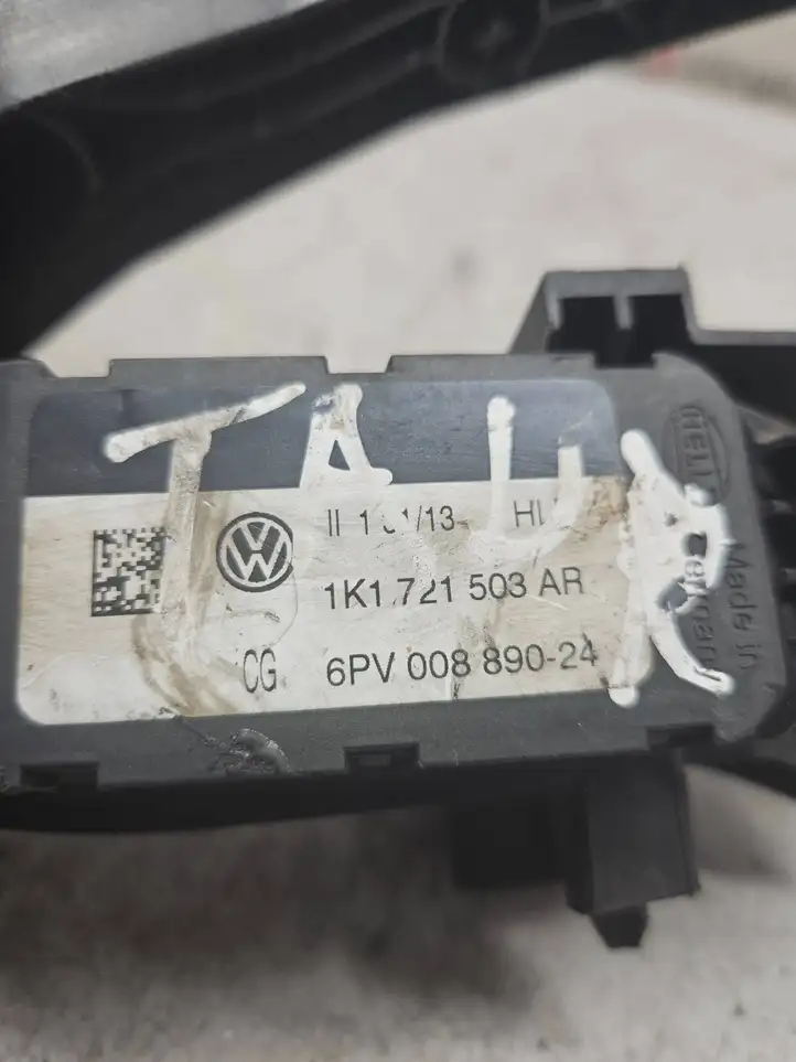 Volkswagen Touran I (2003 - 2010) 1K1721503AR Педаль акселератора — фото 4