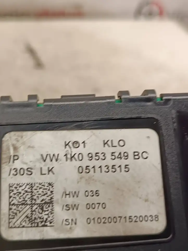 Volkswagen Golf V (2003 - 2009) 1K0953549BC Датчик угла поворота руля — фото 4
