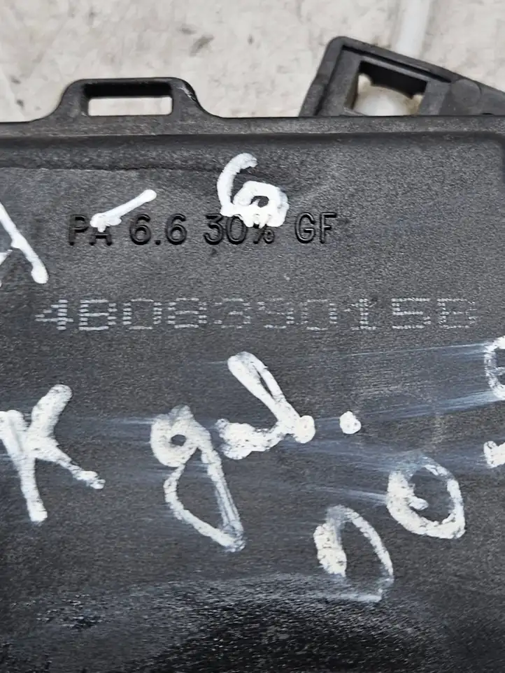 Audi A6 S6 C5 4B (1997 - 2001) 4b0839015b Замок задней двери — фото 4