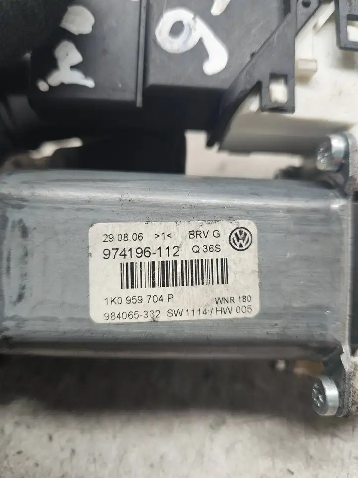 Volkswagen PASSAT B6 (2005 - 2010) 1K0959704P Стеклоподъемник задней двери — фото 4