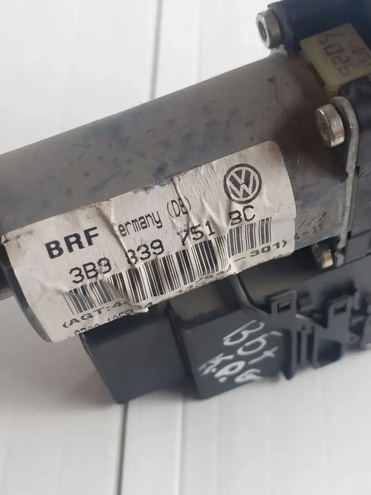 Volkswagen PASSAT B5.5 (2001 - 2005) 3B9839751BC Стеклоподъемник задней двери — фото 2
