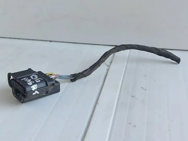 Volkswagen PASSAT B6 (2005 - 2010) 1K0973706 Прочая электропроводка — фото 1