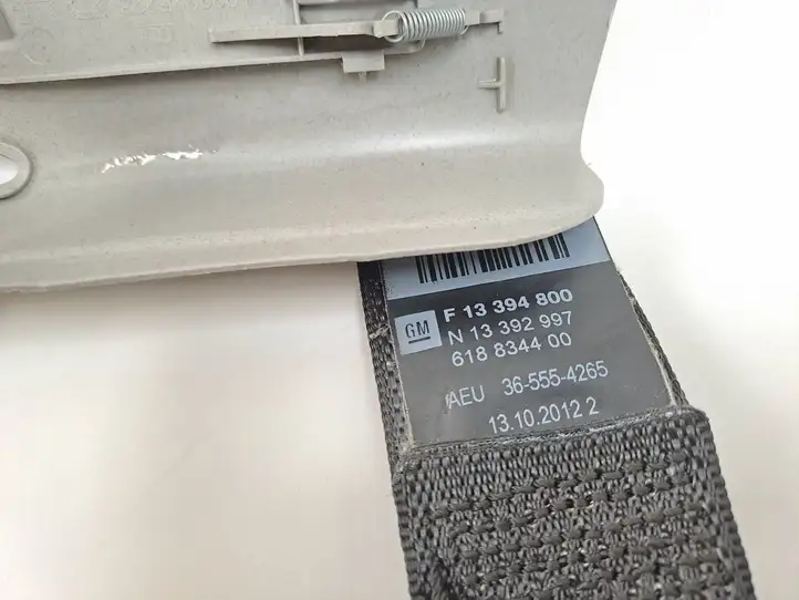 Opel Zafira (2008 - 2014)  623097200 Передний ремень безопасности