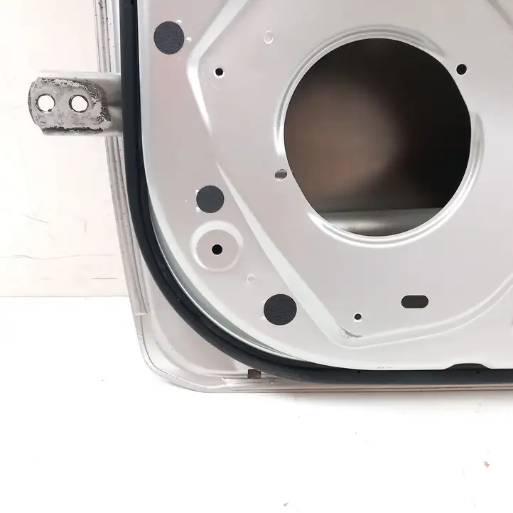 Nissan Navara D23 (2015 - ) Дверь — фото 2