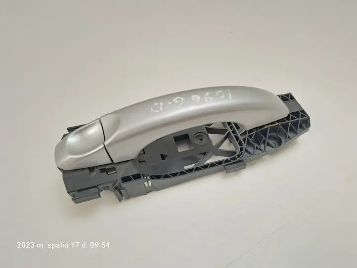 Volkswagen Amarok (2010 - ) 5N0839885H Наружная ручка задней двери — фото 1
