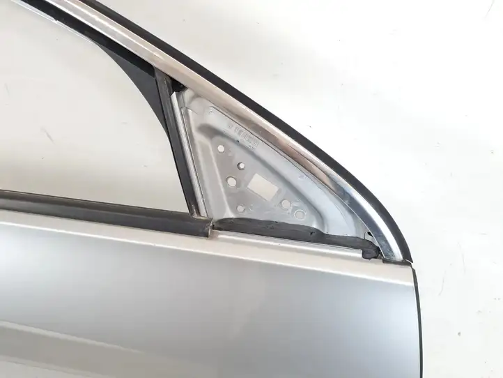 Opel Zafira B (2008 - 2014) Дверь — фото 13